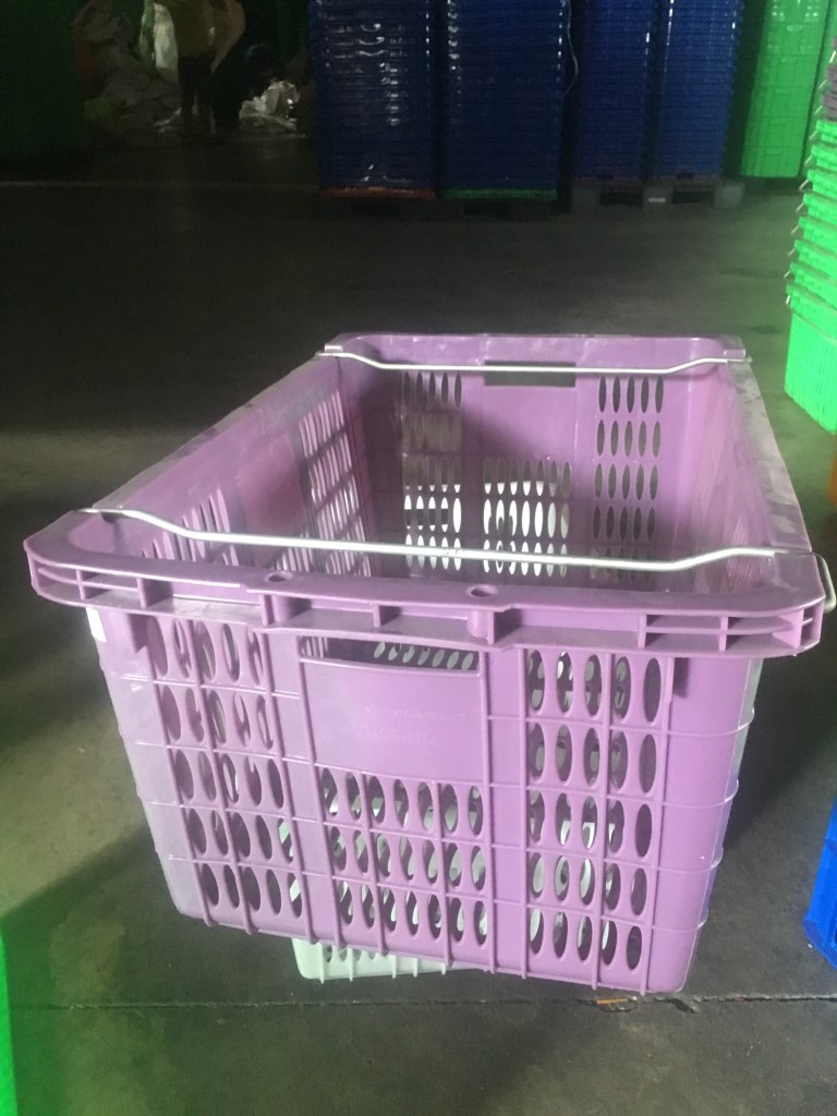 Sóng nhựa hở có quai sắt - 0915075488